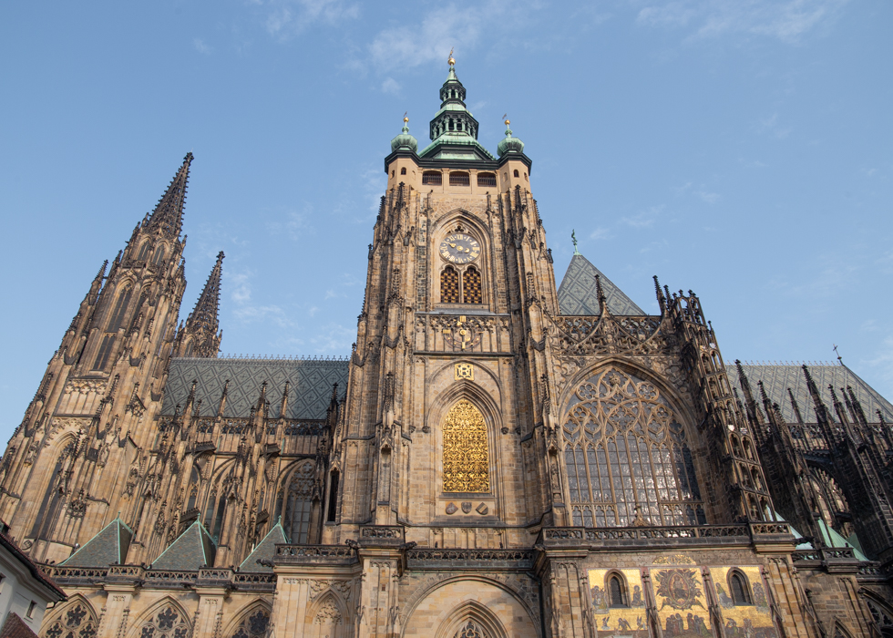 prague castle opening hours / address / how to go / admission